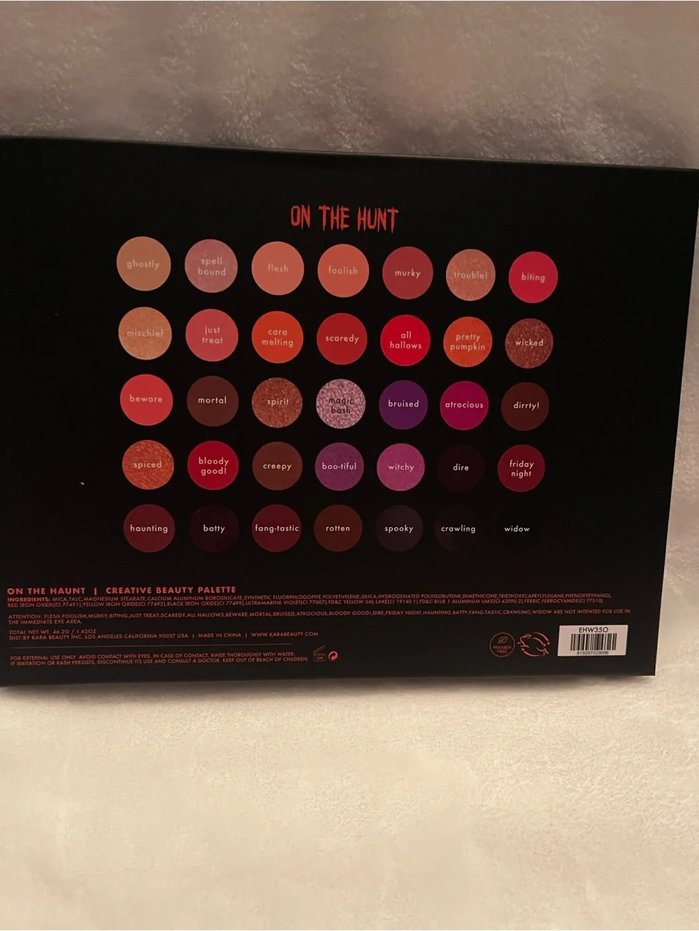 Kara Beauty Eyeshadow Palette — Black